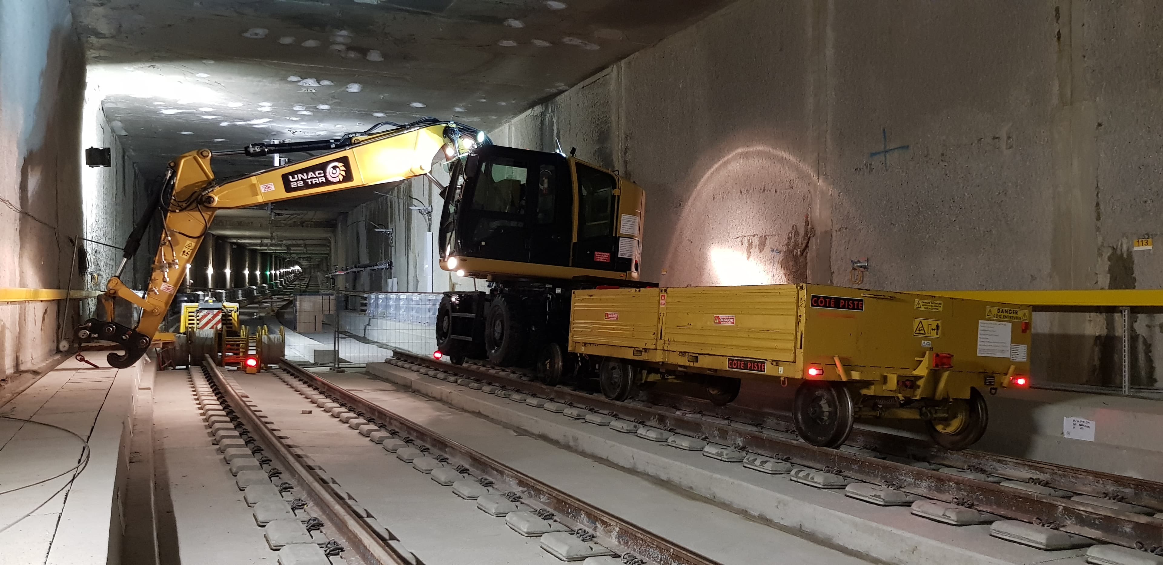 Unac 15TRT - Engin de maintenance ferroviaire Gavend TP